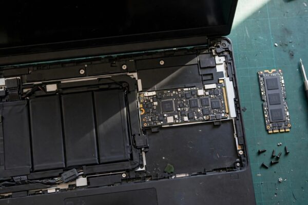 How to Check if Your Laptop Has SSD or HDD: 5 Ways (2026)